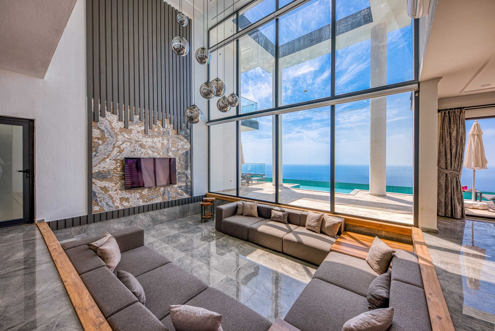 Contemporary luxury living room with expansive views